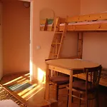 Elizabeth\'S Yh Rooms