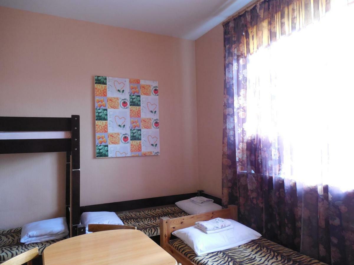 Elizabeth's Yh Albergue *